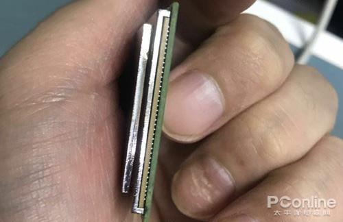 移动端CPU硬改成桌面级CPU就在上部加了铜盖