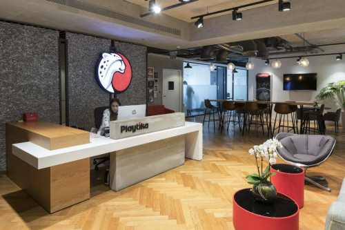 Playtika把豹作为公司主形象，寓意公司惊人的发展速度与突破能力