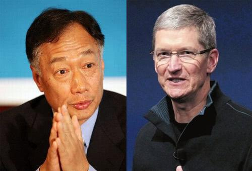 郭台铭（左）和库克（右） 图自推特