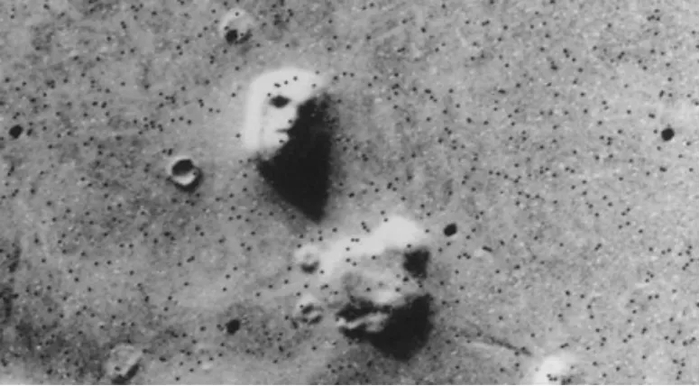 这张照片常被用来作为外星人存在的证据。图片来源：Viking 1， NASA