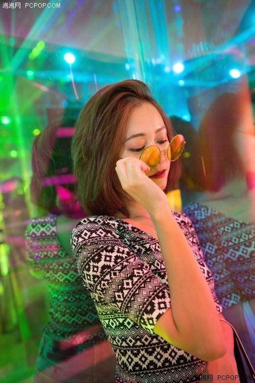 跳闪产生的阴影比较接近当时的环境光线