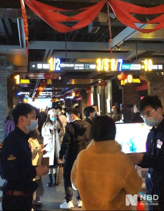 火爆的电影院 图片来源：每经记者 温梦华 摄