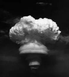 1967年6月17日，中国第一颗氢弹空爆试验成功照片