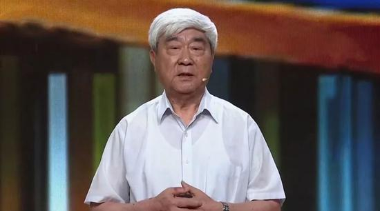 戚发轫院士