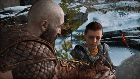 国行PS5运行其他版本PS4光盘版《战神》