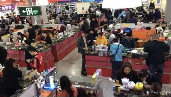 深圳华强北手机市场