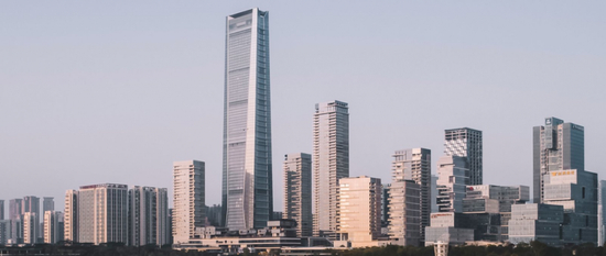 高楼林立的“深圳天际线”深圳湾