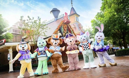 达菲和朋友们，图源达菲友你官方微博