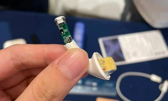 某白牌TWS耳机内部构造