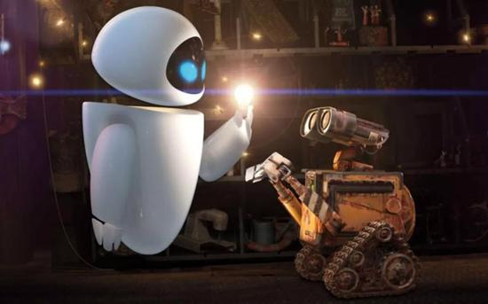 　　《机器人总动员》中的机器人设计，外观没有明显的人类特征