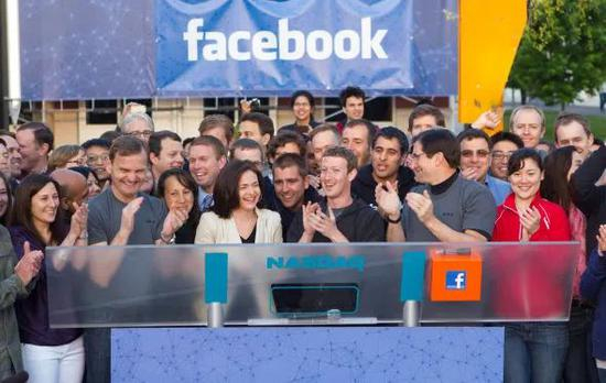 Facebook上市庆祝