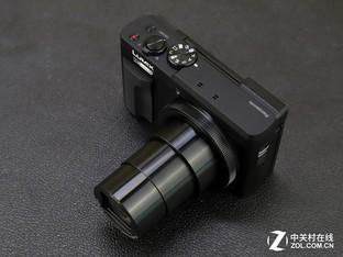 松下ZS70镜头广角端（左）与长焦端（右）