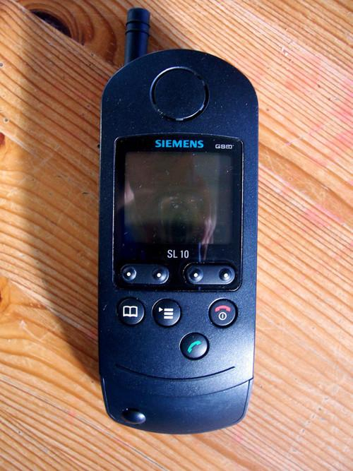 世界首台滑盖手机西门子SL10
