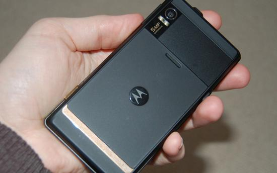 硬朗的机身设计吸粉无数