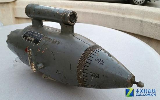 蔡司二战时战斗机用航空照相枪现身eBay