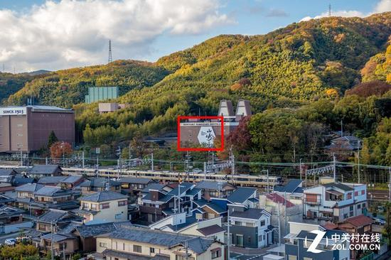 24mm端实拍样张展示（红框部分为放大对比区域）