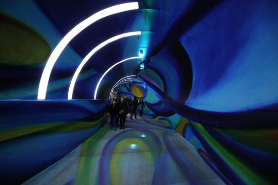 焦距：14mm　 光圈：f/5.6　 ISO感光度：2000