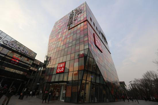 焦距：14mm　 光圈：f/5.6　 ISO感光度：100