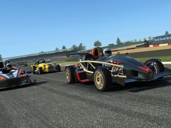 画面和物理效果更真实的《真实赛车3》