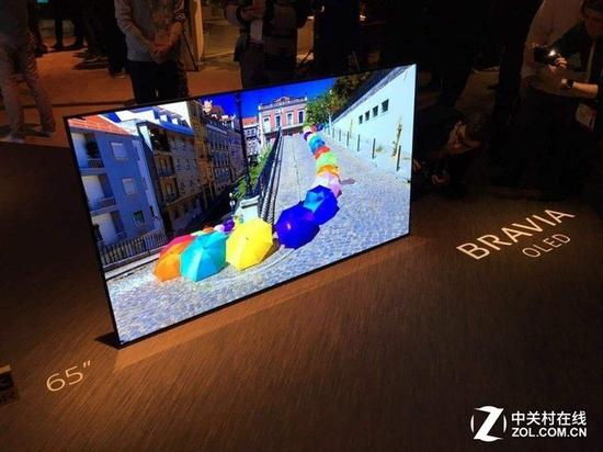 CES2017展会中展出的索尼&nbsp;BRAVIA&nbsp;OLED&nbsp;A1