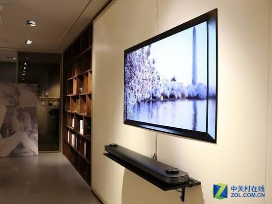 2.57毫米的OLED壁纸电视