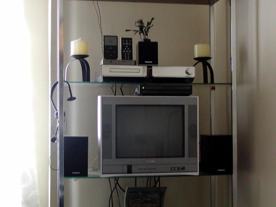 因此从体验来看并不具备影院的感觉。