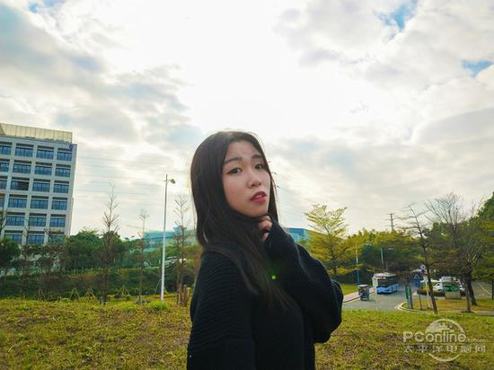 使用补光灯的效果