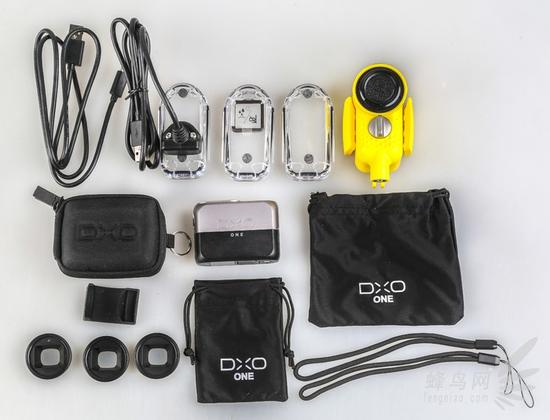 DxO ONE 包装全部内容