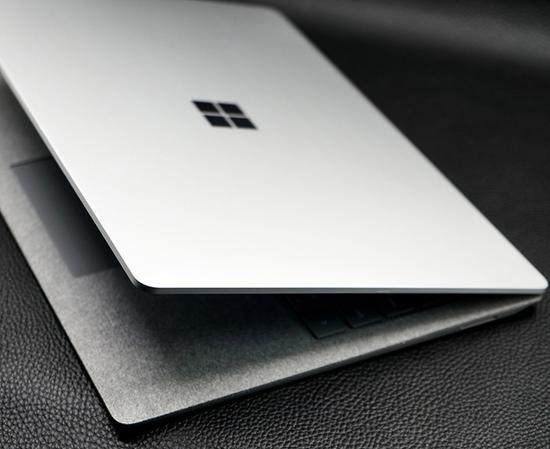 微软Surface Laptop