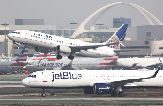捷蓝航空下调第三季度运力增长预期