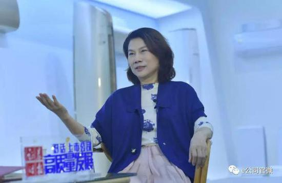 董明珠在接受采访