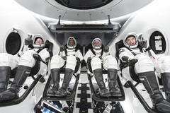 SpaceX火箭成功发射 NASA宇航员被送往空间站