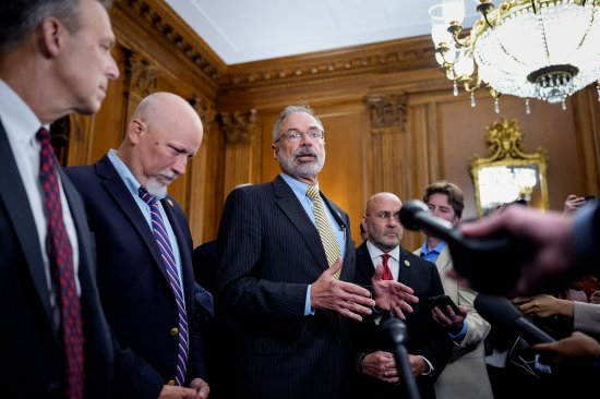 纽约州共和党众议员Mike Lawle