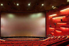 王中军卖房，黄巍坠楼，但影院至暗时刻并非在疫情中才降临