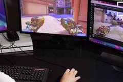 斗鱼进，虎牙退