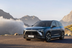 从“蔚小理”到“理小蔚”，蔚来危机再现