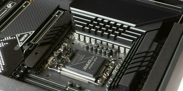 华硕ROG MAXIMUS Z690 HERO