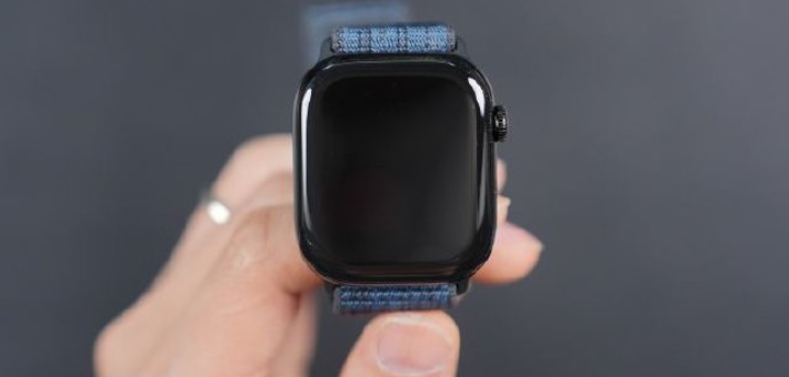 Apple Watch S10手掉漆获免费换新