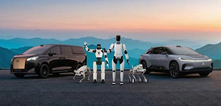 贾跃亭携三款机器人“复出”