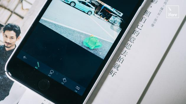 ▲ 在 iPhone 上的 TouchRetouch，不支持横屏模式