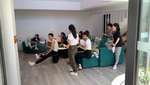 　　有公司在位于北京怀柔的“琉筑一撇阳光”民宿团建。团建客群是京郊民宿的重要收入来源。（图片由受访者提供）