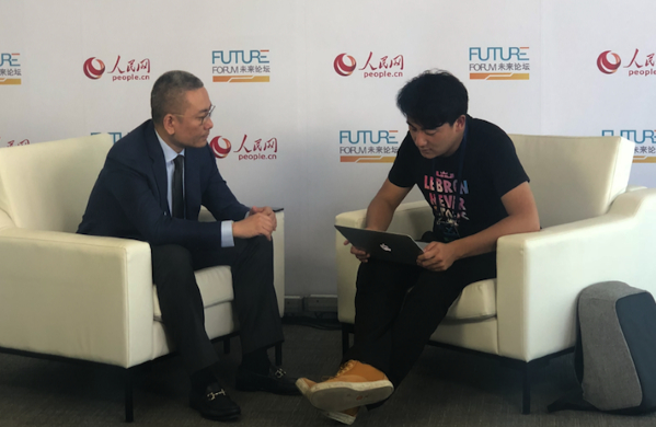 华创资本合伙人熊伟铭在接受新浪科技专访