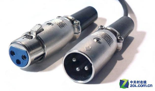 比较常见的三芯XLR接口