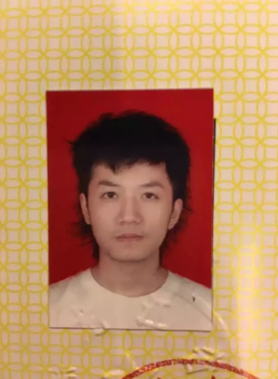 曾经的不羁少年，如今已为人父