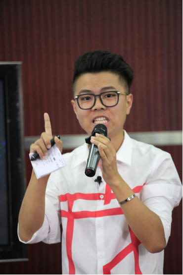 北京城市学院播音主持专业专职讲师 杨宇帆