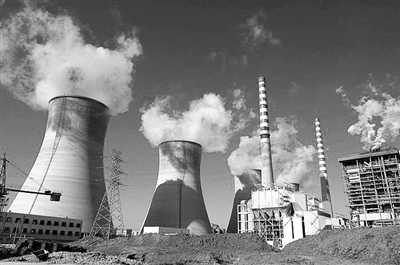 　　要求电厂和大型燃煤工厂除尘、脱硫、脱硝是十年来环保部主导的治理空气污染主要措施。图片来自网络