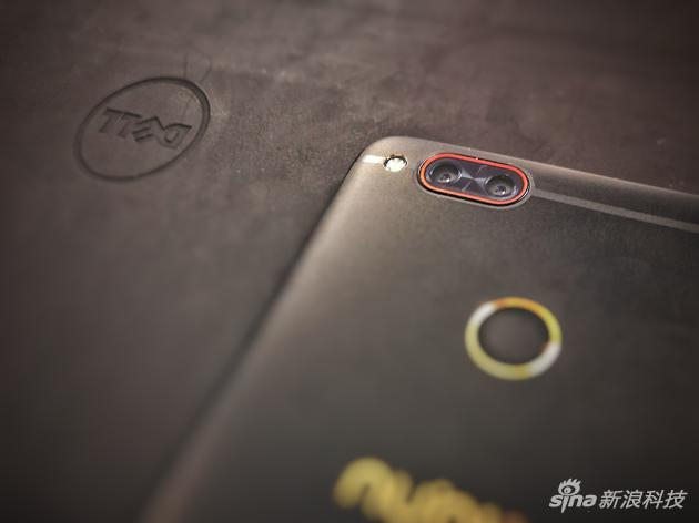 背部“红圈”的双摄