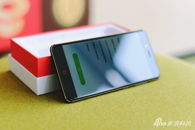 Z17mini底部的小红圈