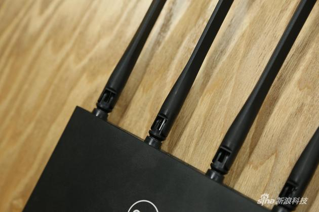 仍然能看到接线