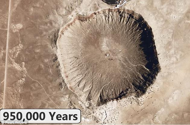 　　未来50万年，美国南达科塔州的恶地国家公园将被完全侵蚀；未来95万年，亚利桑那州陨石坑（图中所示）也将完全消失。